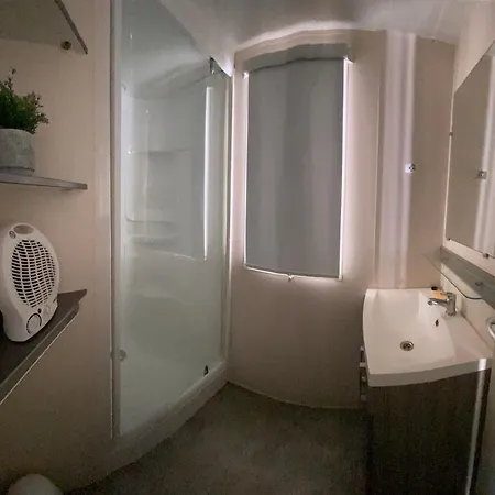 Kemp Mobil Climatise 6 Personnes Dans 3* Tohapi A *